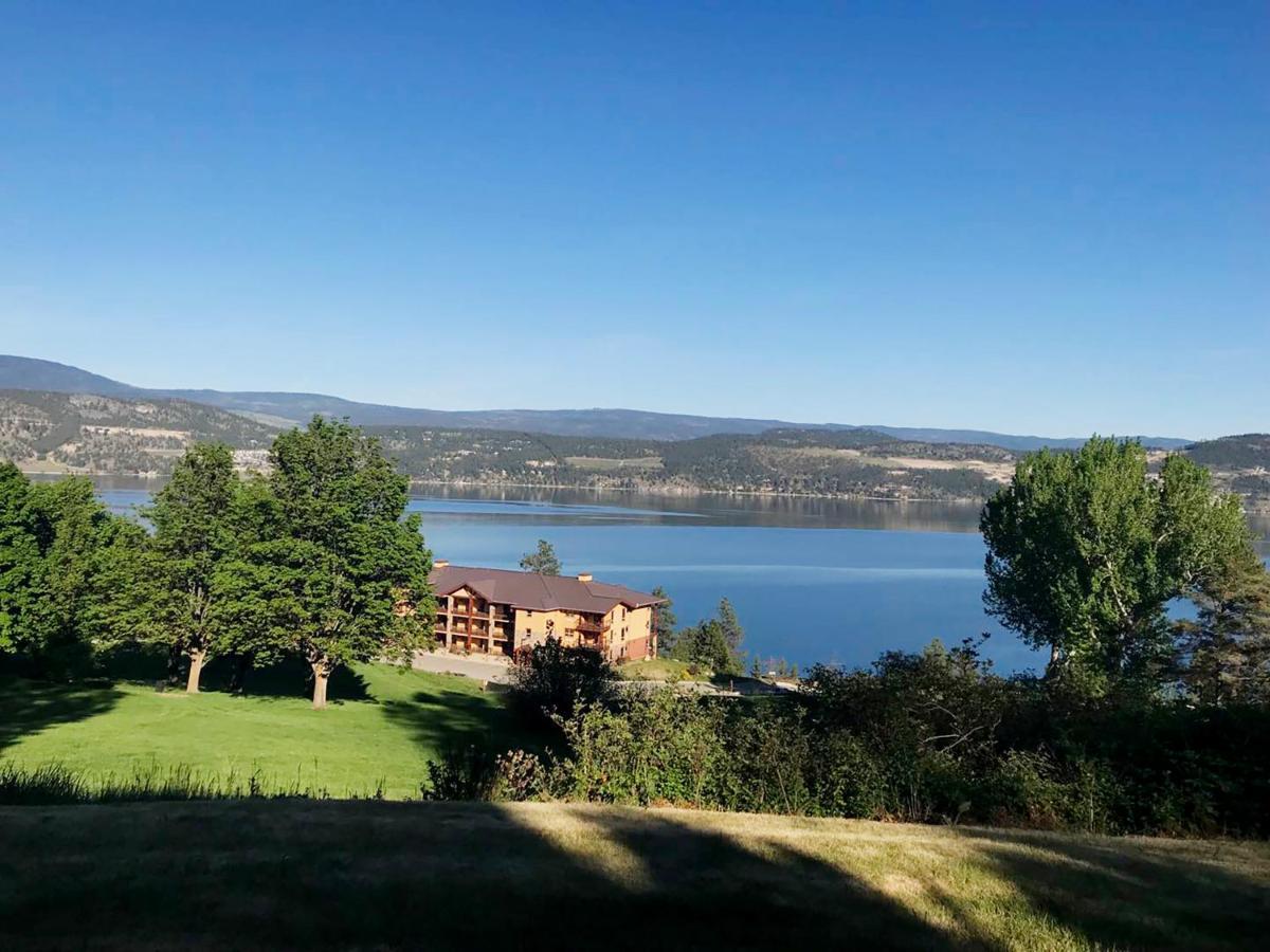 Cozystay Signature Lake Okanagan Resort 킬로나 외부 사진