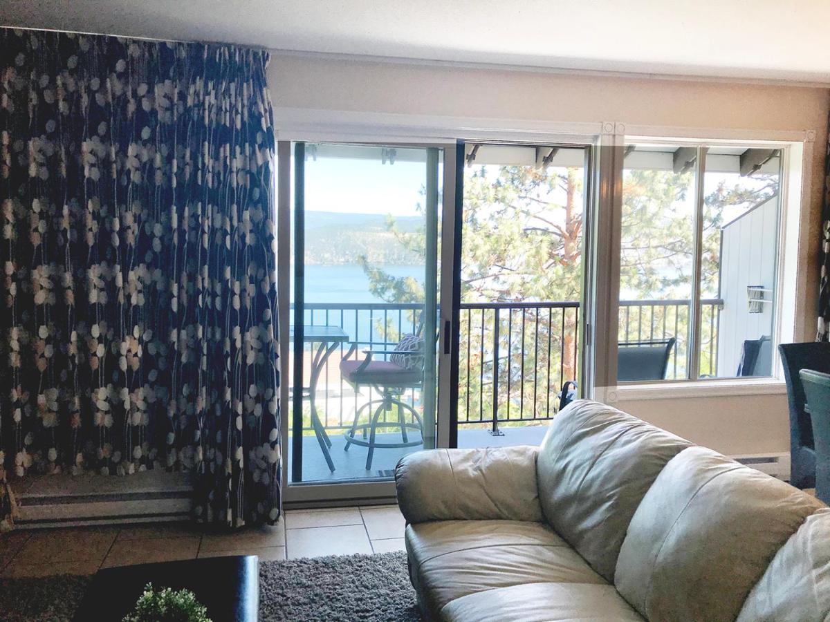 Cozystay Signature Lake Okanagan Resort 킬로나 외부 사진