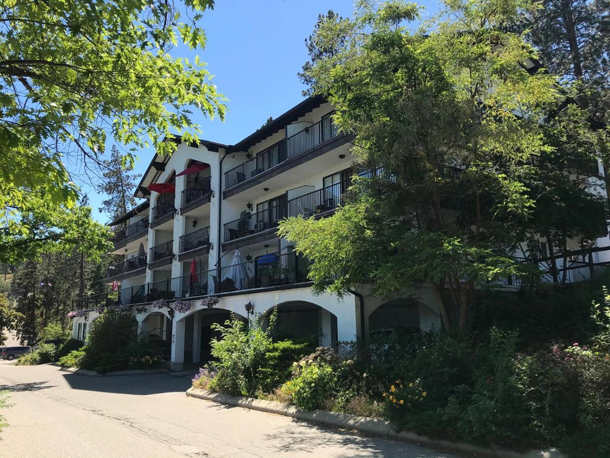 Cozystay Signature Lake Okanagan Resort 킬로나 외부 사진