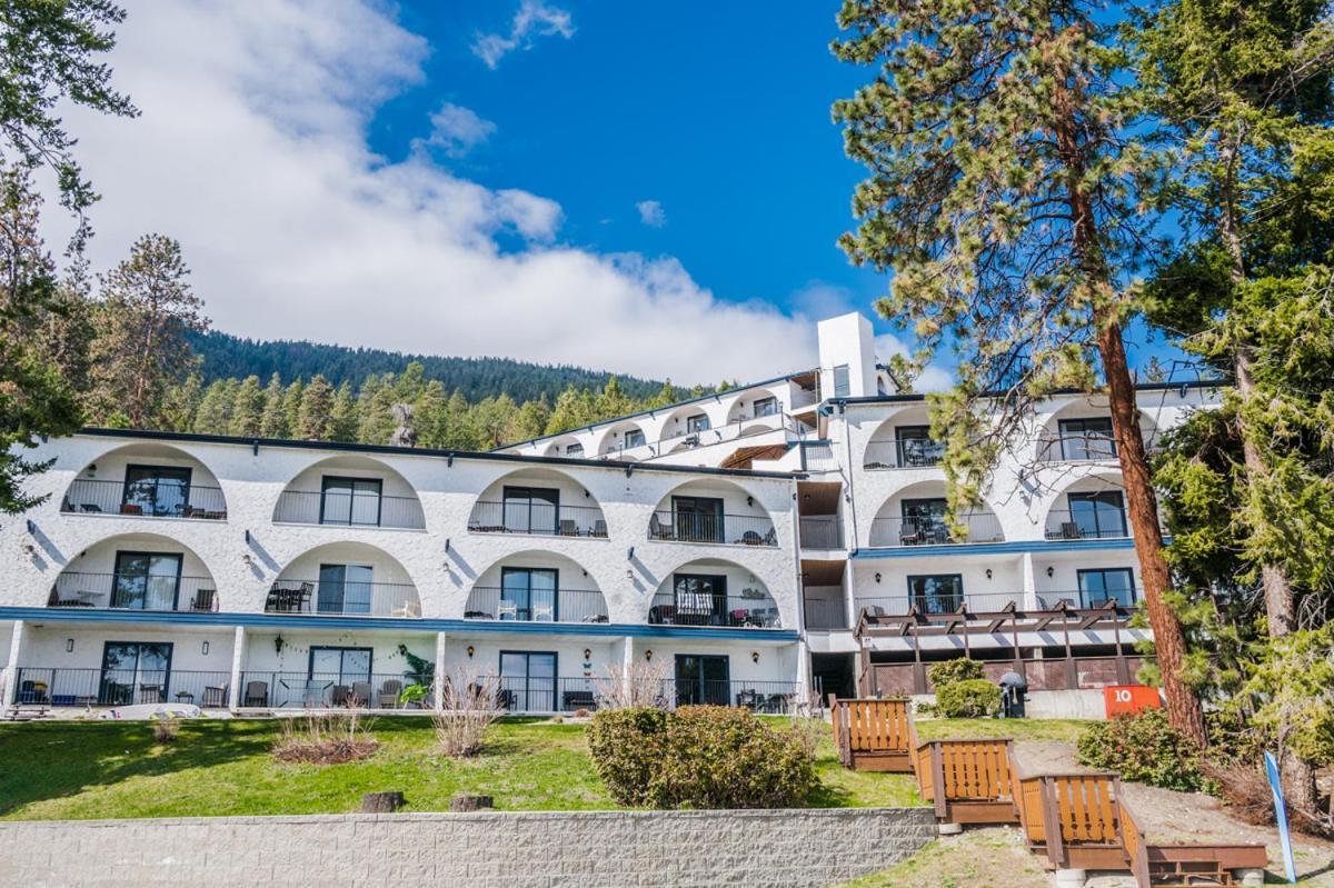 Cozystay Signature Lake Okanagan Resort 킬로나 외부 사진