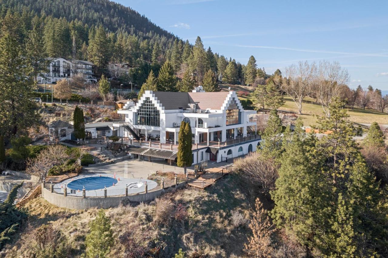 Cozystay Signature Lake Okanagan Resort 킬로나 외부 사진